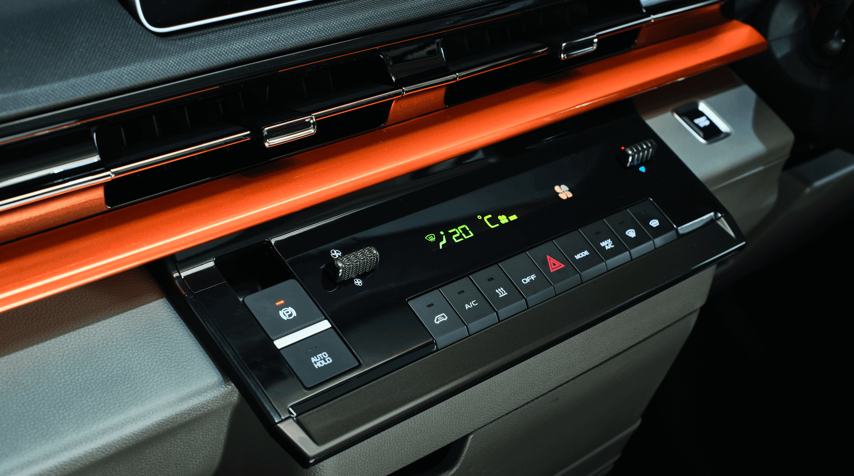 carousel-item-Physical buttons to minimise driver distraction